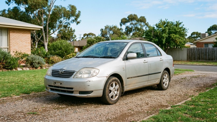 Pros and Cons of Private Sales vs. Using Get Cash For Carz