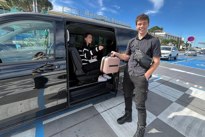 Luxury private driver in Marseille